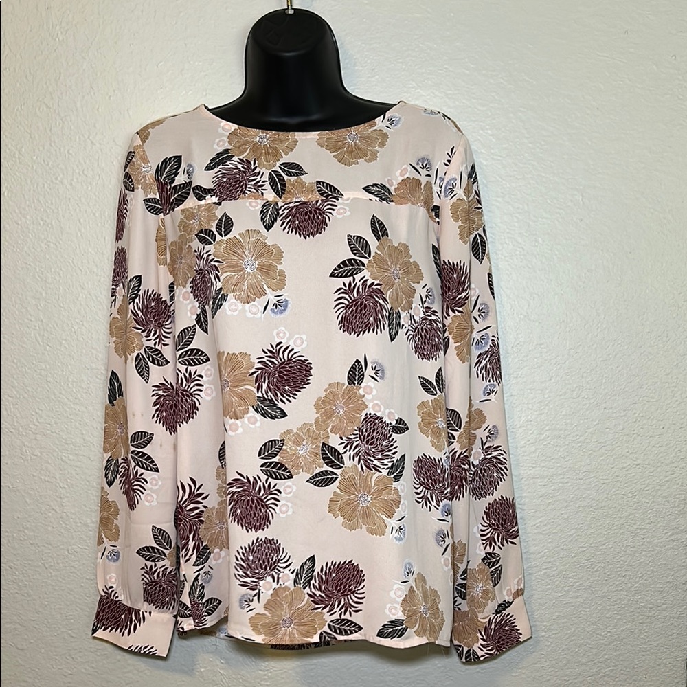 LOFT Floral Long Sleeve Women's Top